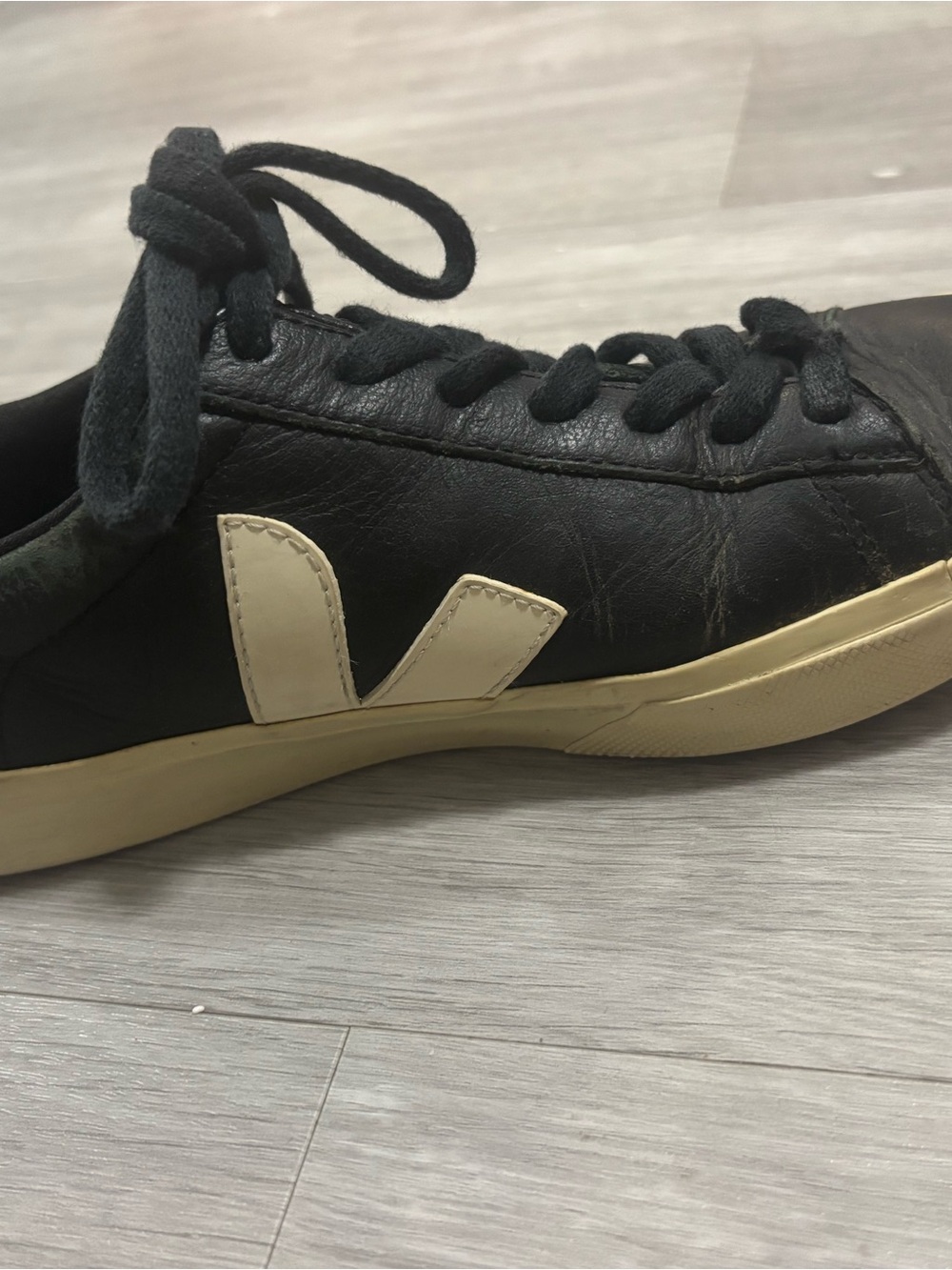 Veja Black Leather Classics Sneaker with White V - Picture 5 of 5